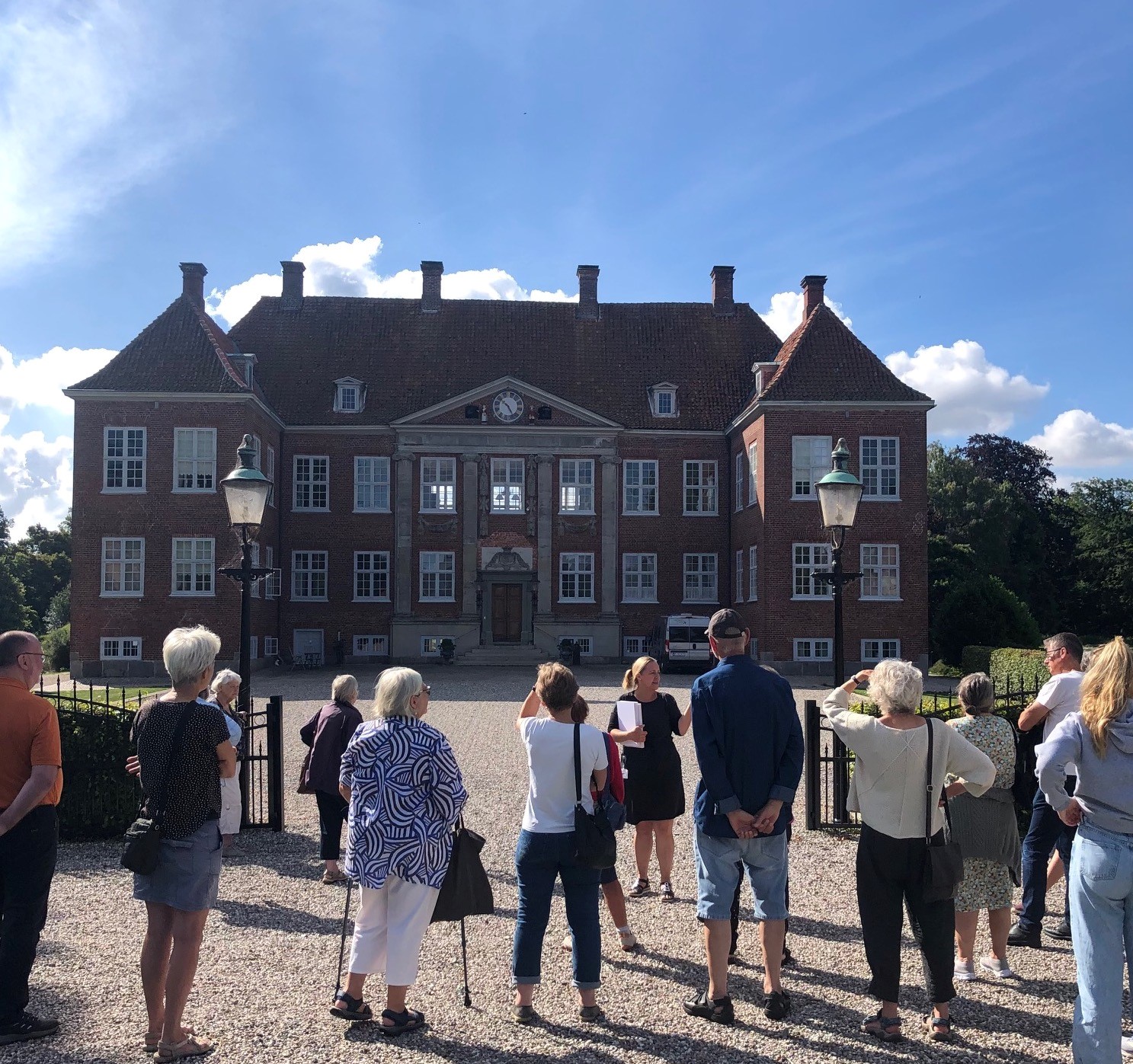 Kom med på en gratis udendørs omvisning om herregården Nysøs historie.